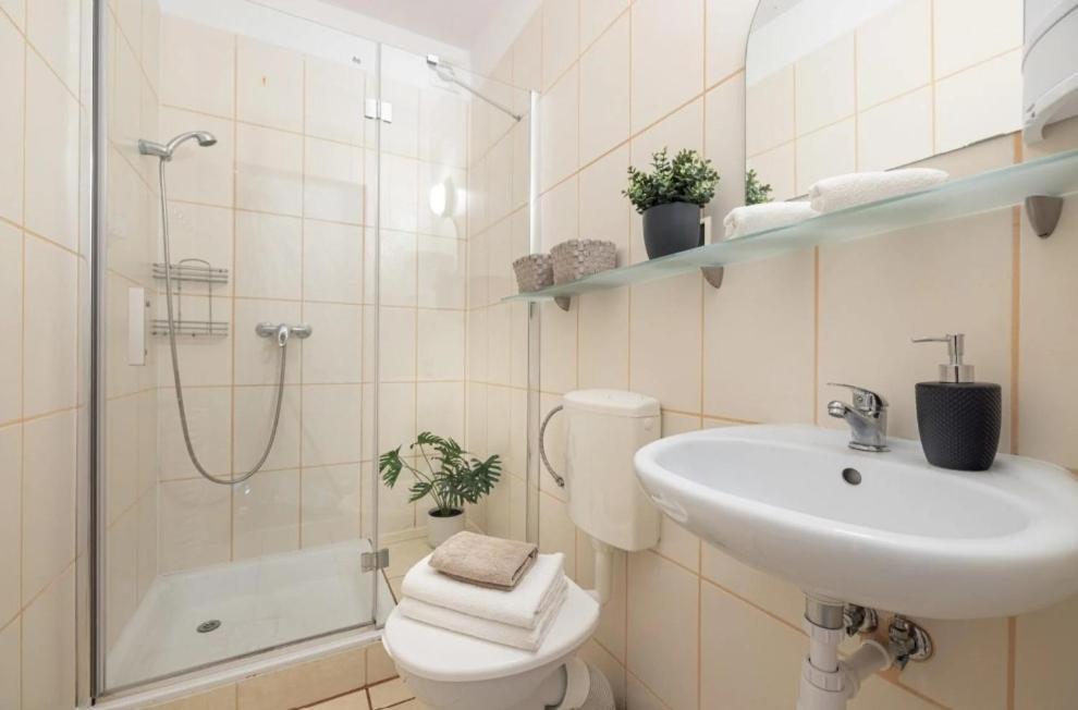 Goscinne Pod Knotem Homestay Karwienskie Bloto Drugie